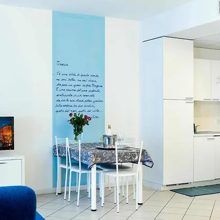 Venice Lion Apartments, Comodi Per Venezia E Jesolo شقة فندقية