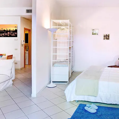 شقة فندقية Venice Lion Apartments, Comodi Per Venezia E Jesolo 3*