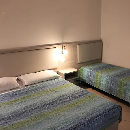 Venice Lion Apartments, Comodi Per Venezia E Jesolo 公寓式酒店 3*
